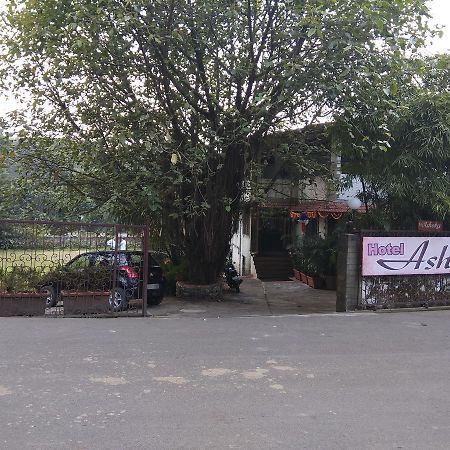 Hotel Ashoka Лонавала Экстерьер фото