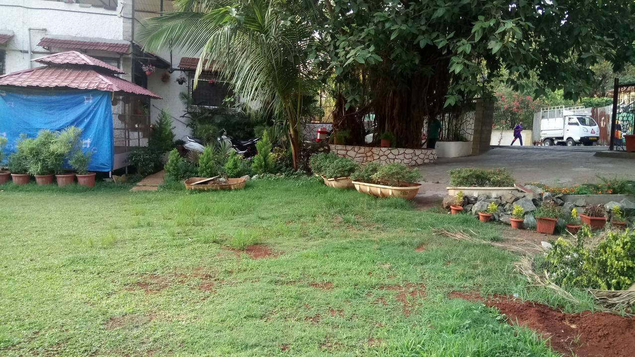 Hotel Ashoka Лонавала Экстерьер фото
