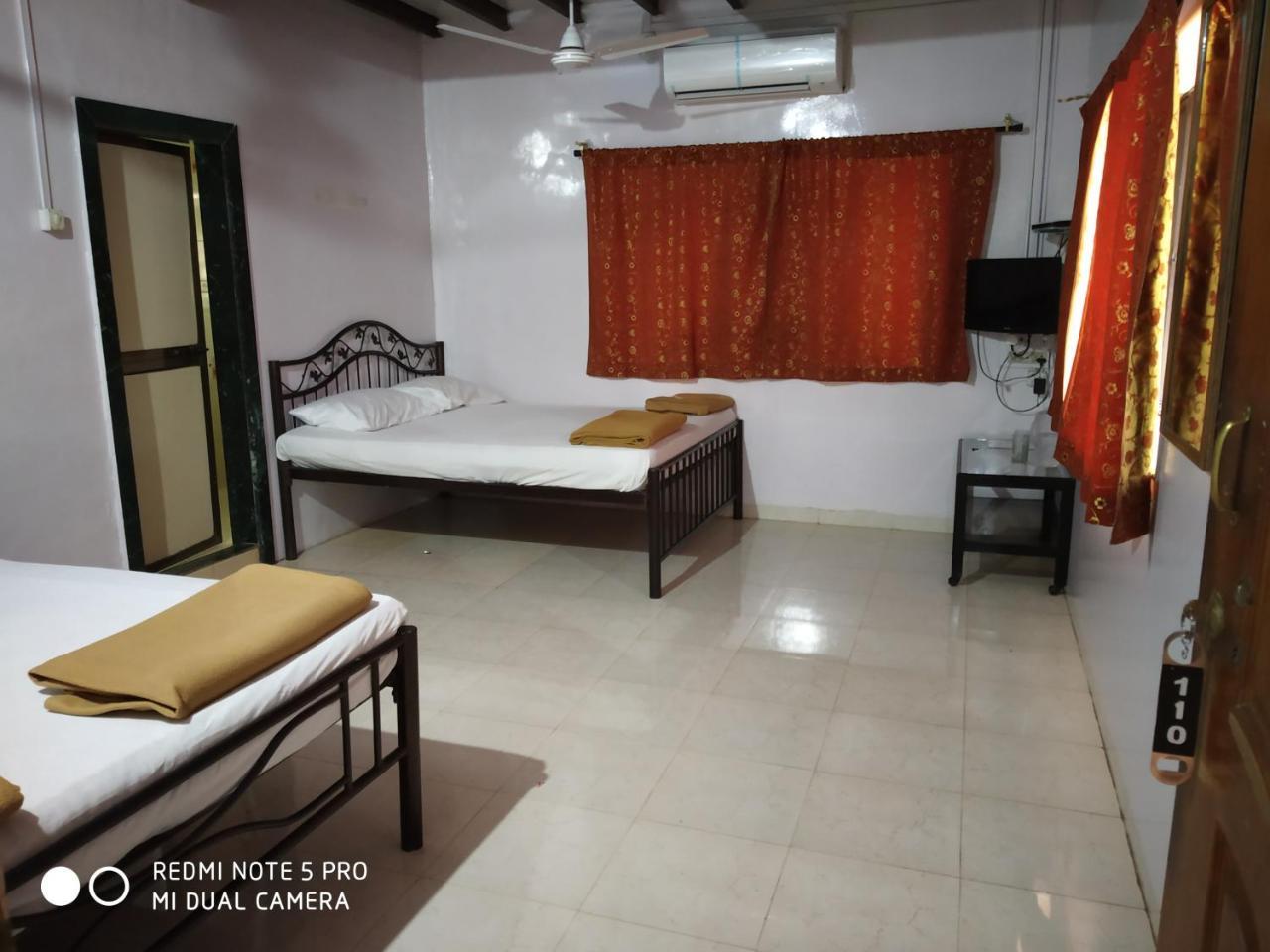 Hotel Ashoka Лонавала Экстерьер фото
